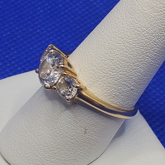 10k yg diamond cz 3 stone ring..stamp has been sized out but tested - Picture 2 of 4